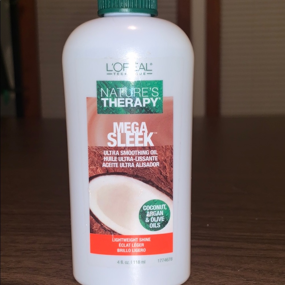 ***SOLD*** L’Oreal Nature’s Therapy Mega Sleek Oil